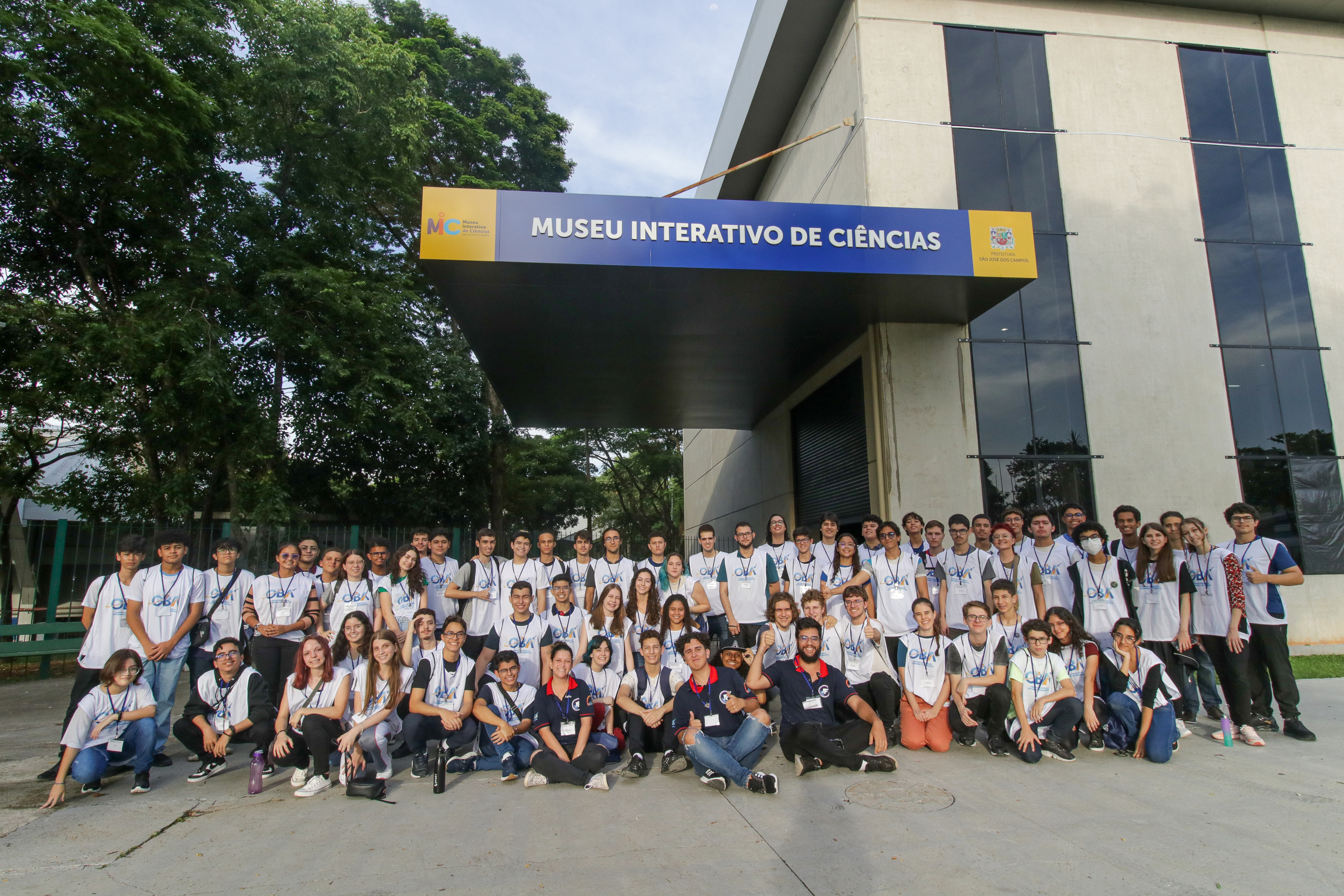 Estudante do IFG/Câmpus Formosa visita Museu  Interativo de Ciências com demais medalhistas