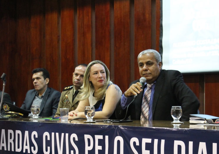 Reitor do IFG é homenageado na Assembleia Legislativa do Estado de Goiás