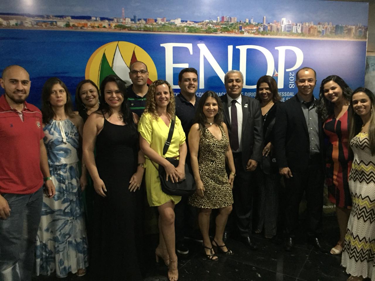 Reitor do IFG, professor Jerônimo Rodrigues, acompanhado do pró-reitor da Prodi, Amaury Araújo, e servidores do IFG que estão no evento