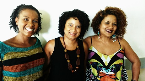 Professoras Ádria (meio), Jaqueline (esquerda) e Camila (direita) 