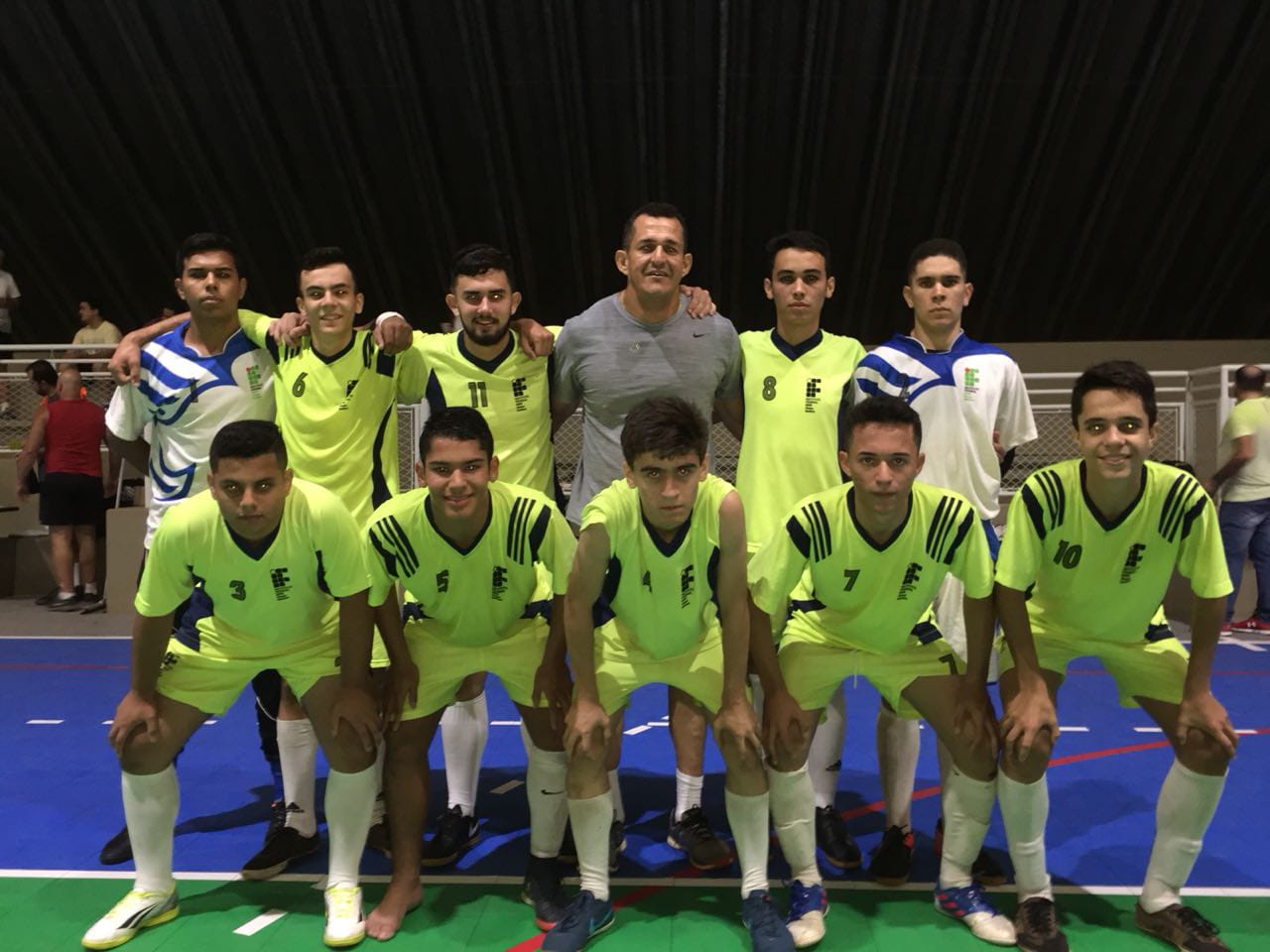 Equipe de Futsal do Câmpus Itumbiara no JIF Goiás
