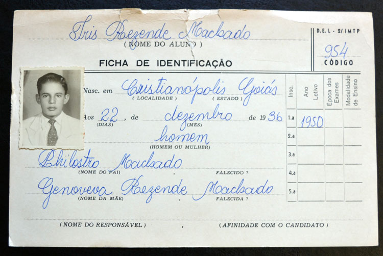 Ficha de identificação da Escola Técnica de Goiânia (ETG), na década de 1950, do ex-aluno Iris Rezende Machado. A imagem é do acervo do Câmpus Goiânia
