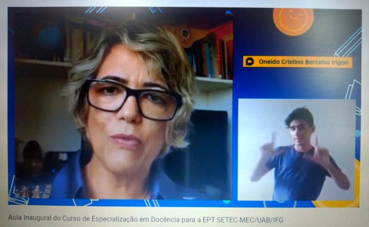 Pró-reitora Oneida Irigon abre a aula inaugural Pró-reitora Oneida Irigon abre a aula inaugural