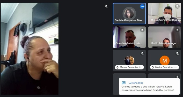 Karen Depoimentos de servidores emocionam a professora