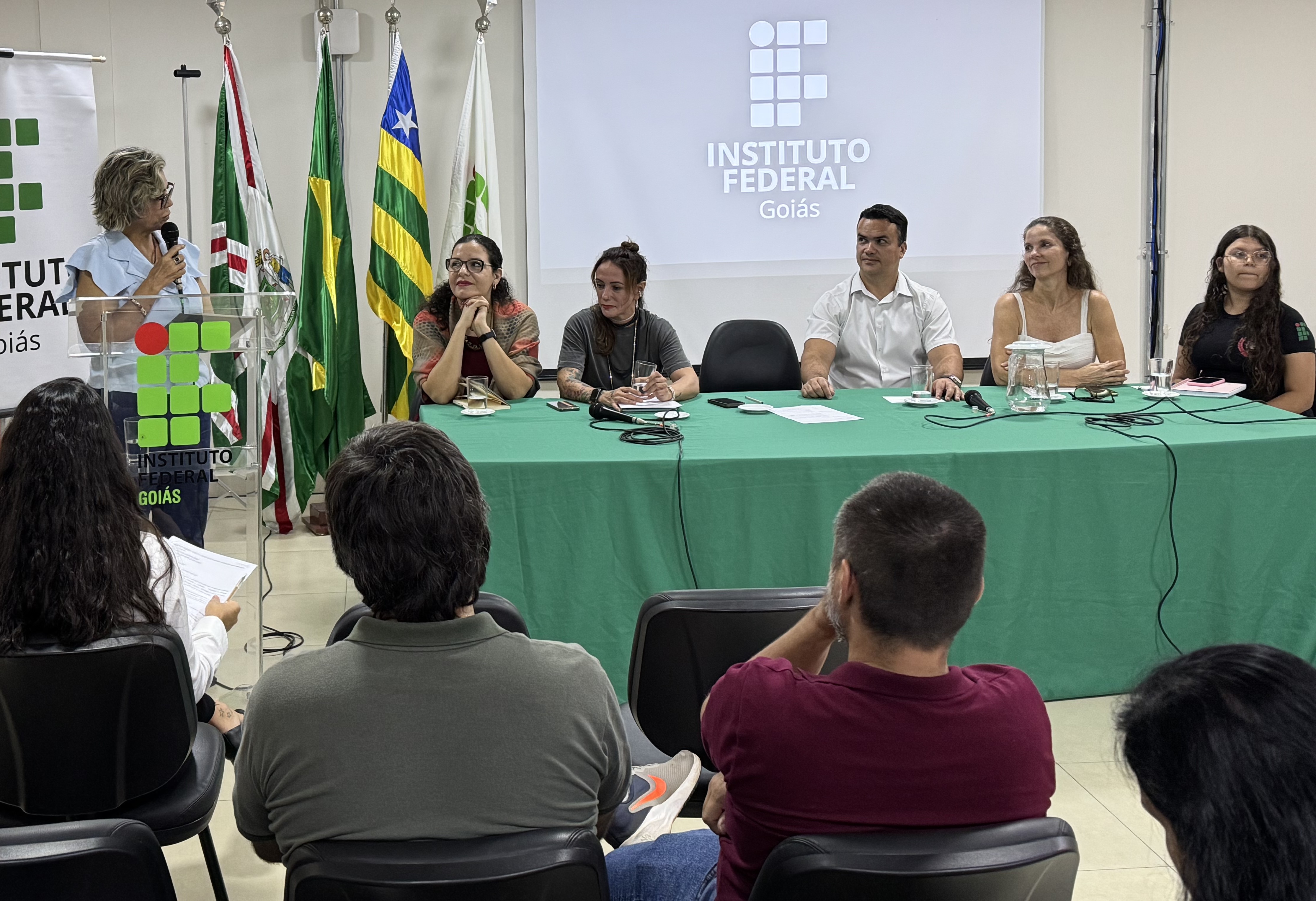 A reitora do IFG saudou os novos conselheiros do Conepex