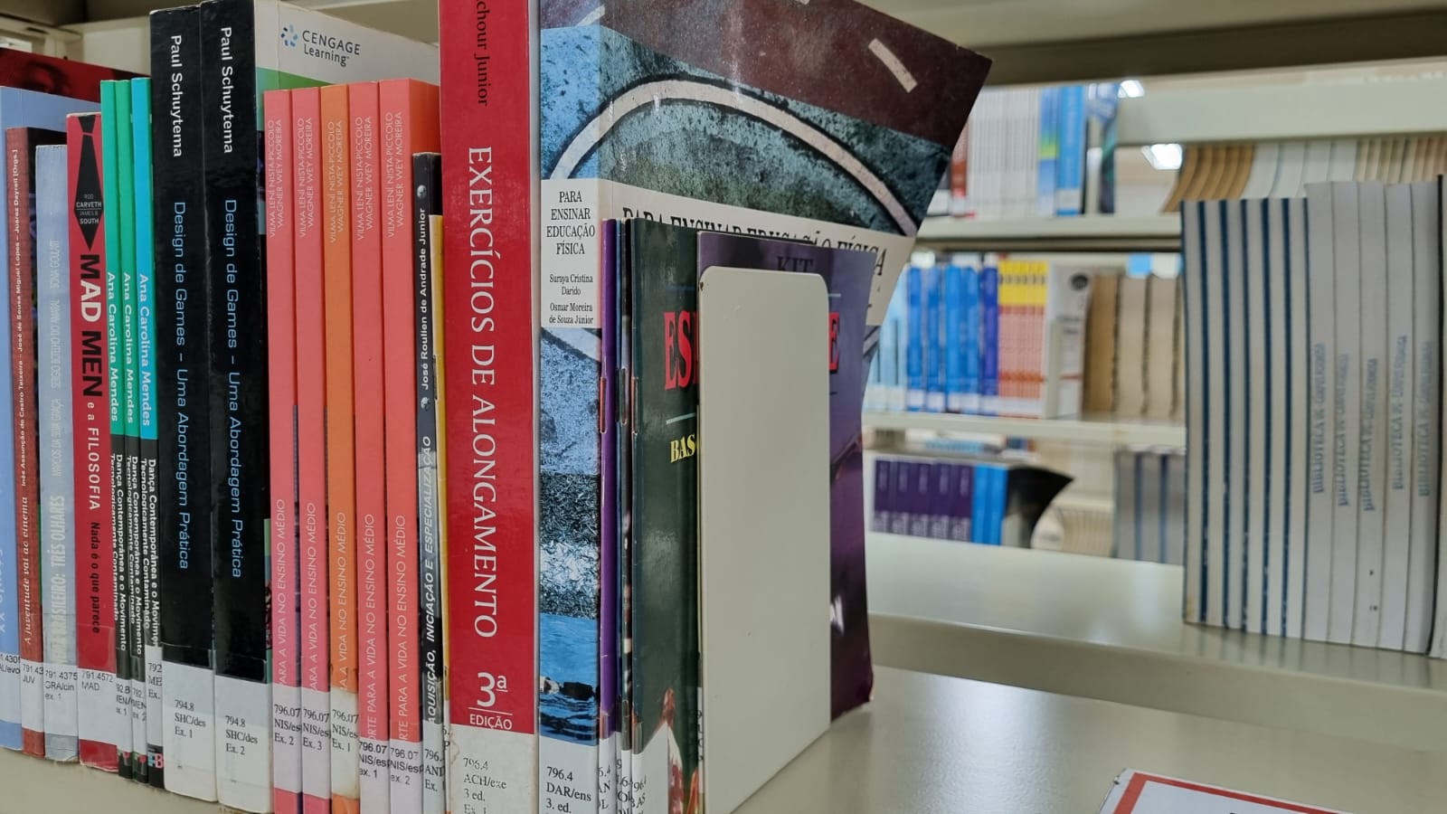 Estão disponíveis mais de 10.200 títulos