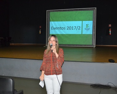 Diretora-Geral do Câmpus Itumbiara, Aline Barroso, fez a abertura da Semana de Planejamento