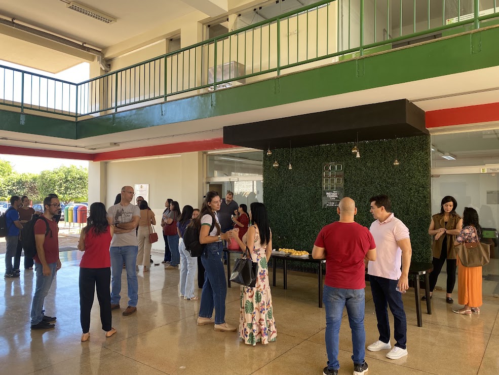 Um café da manhã foi oferecido aos servidores