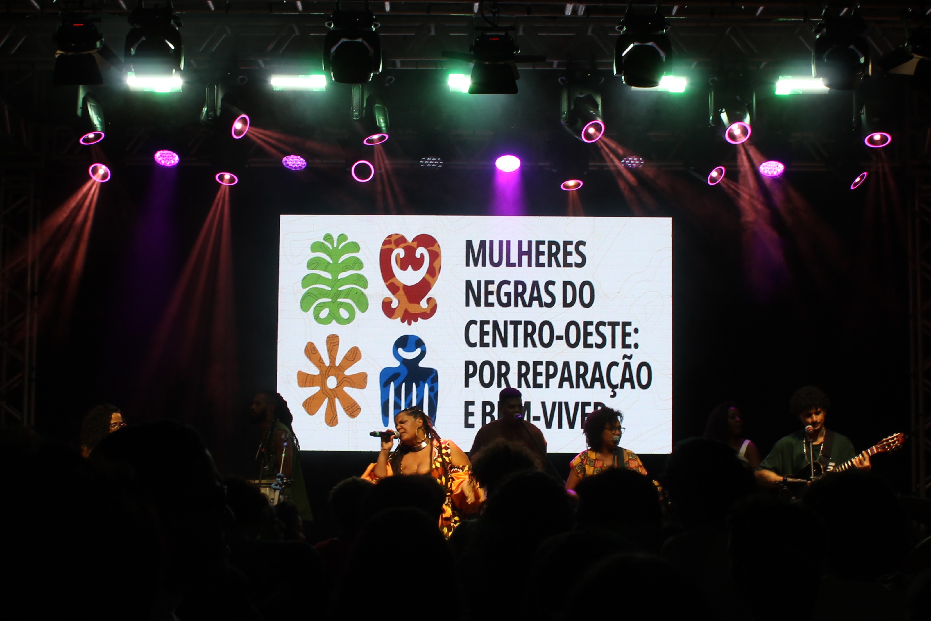 Com o tema “Mulheres Negras do Centro-Oeste: por reparação e bem-viver”, é iniciada mais uma edição do Encontro de Culturas Negras do IFG
