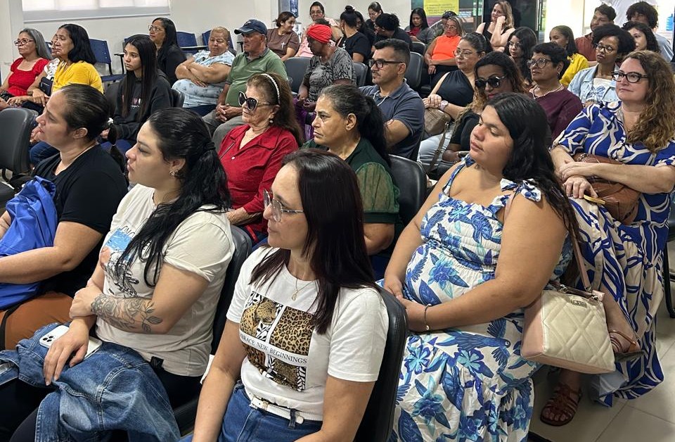 Além dos estudantes, professores, monitores, educadores sociais, servidores do IFG envolvidos no projeto e das escolas selecionadas prestigiaram a aula inaugural