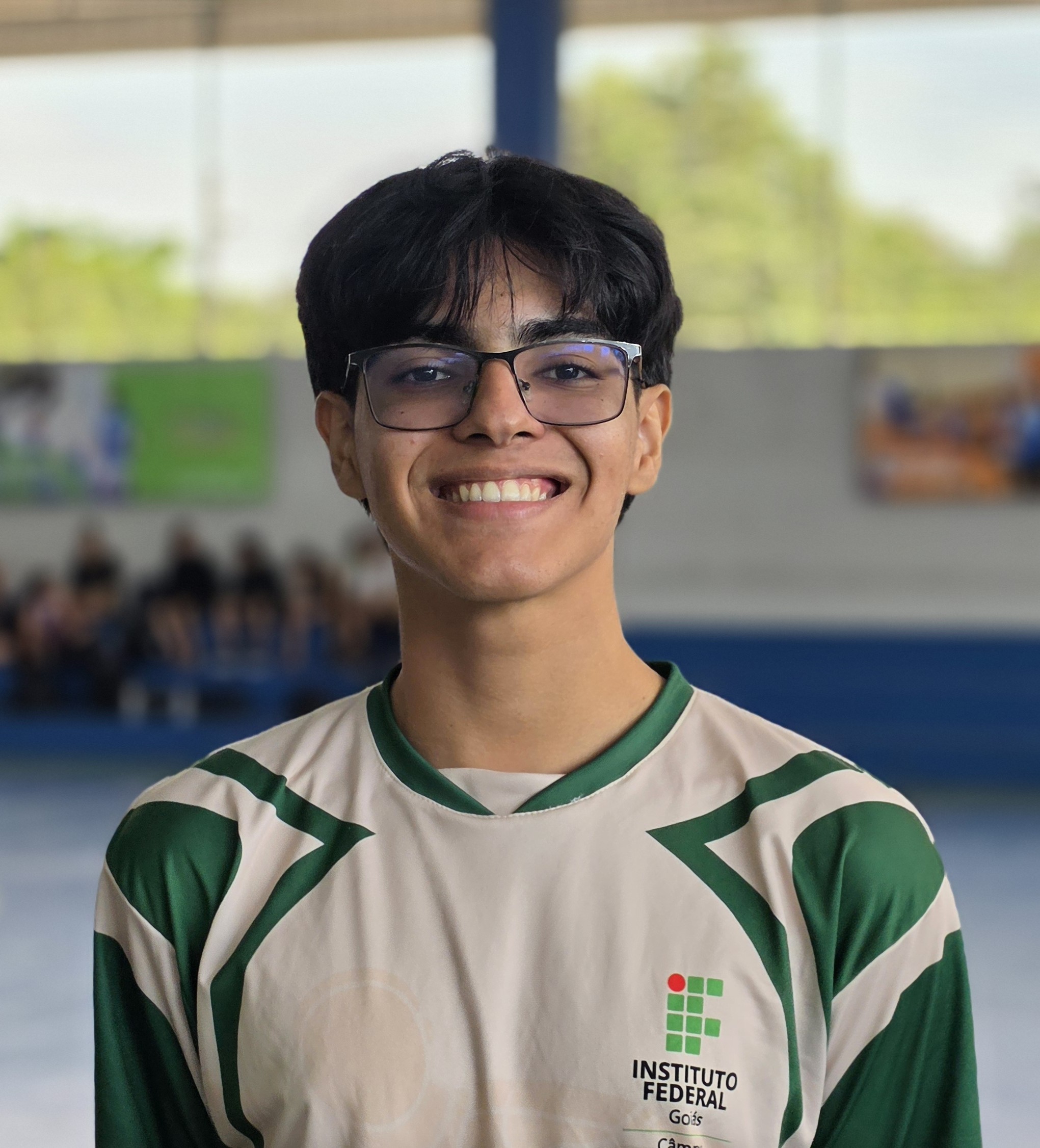 Raffael, atleta de handebol do Câmpus Anápolis, tem expectativa de chegar à final