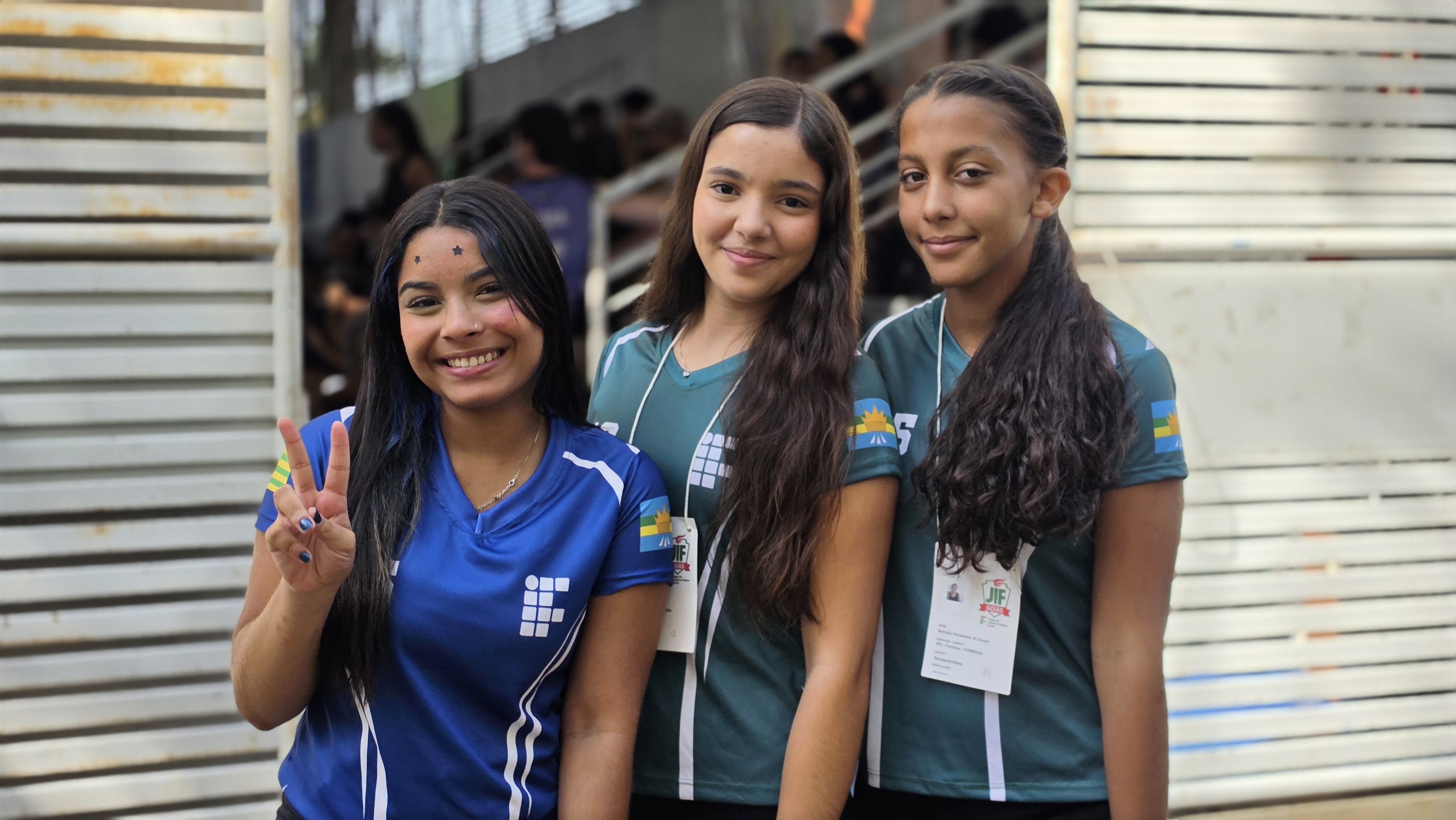 As atletas Maria Eduarda, Júlia e Nathally, do Câmpus Formosa