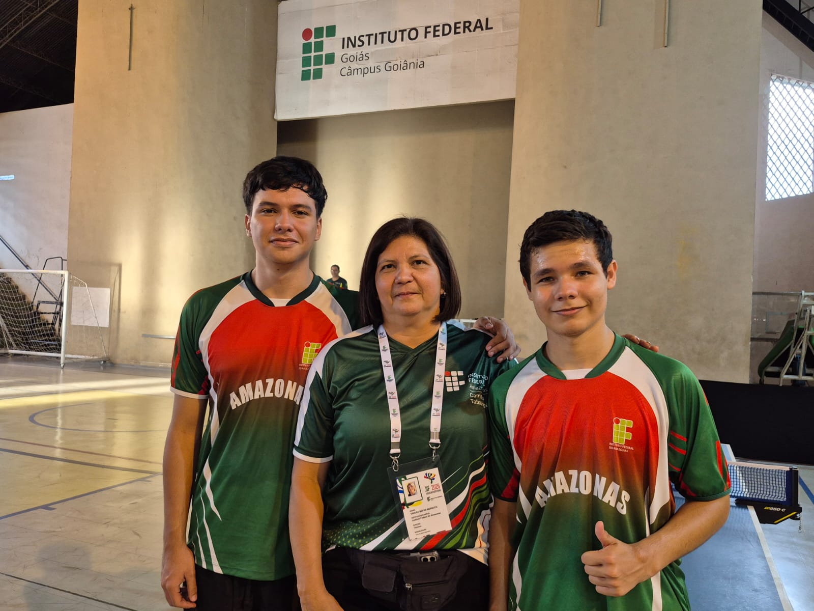 Professora e atletas do Amazonas que tiveram de viajar a outra país para chegar a Goiânia