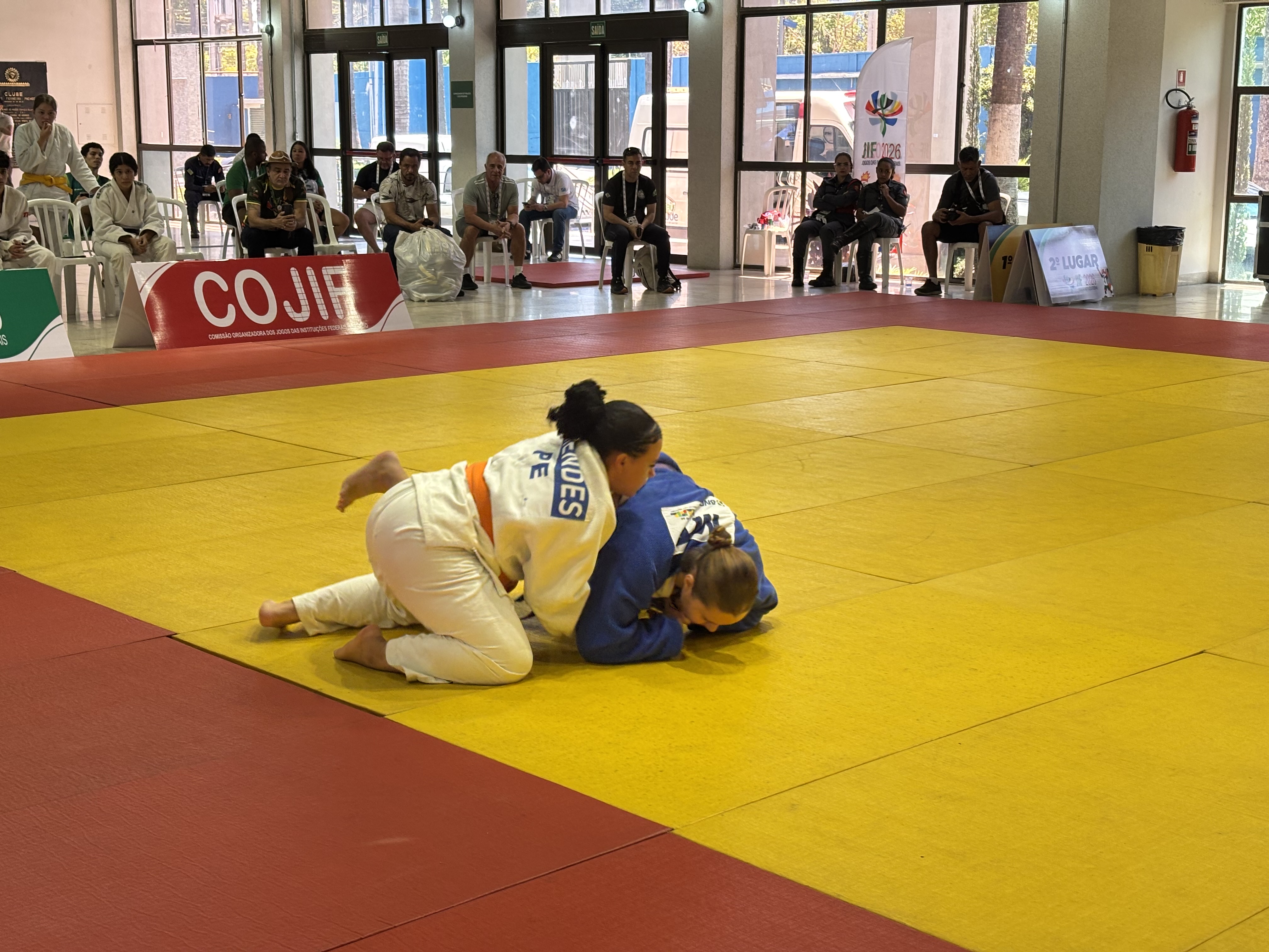 Competição de Judô feminino