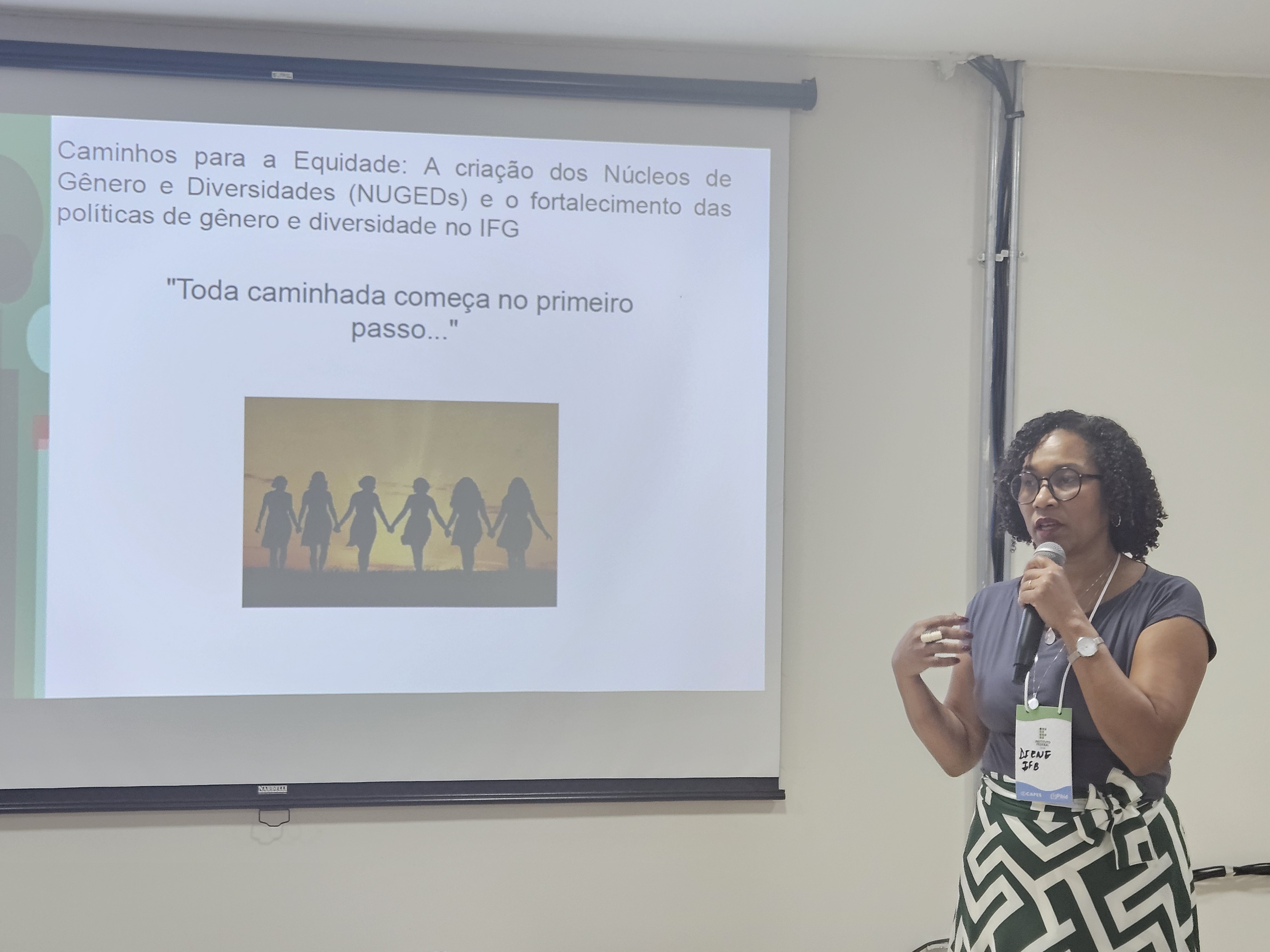 Professora Diene falou sobre a experiência de criação dos Nugeds no IFB